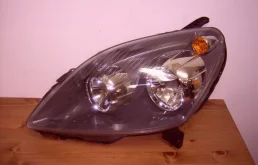 фара левая передняя  для Opel Zafira B 2005-2015