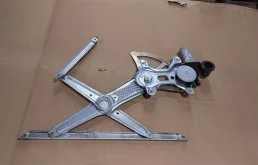 Мотор стеклоподъемника передний левый для Toyota Corolla на фотографиях