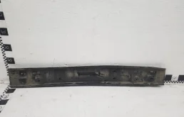 Усилитель заднего бампера для Toyota Corolla на фотографиях