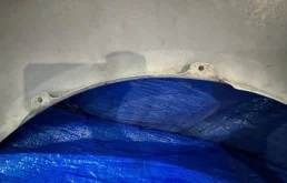 Крылья для Toyota Alphard 2005 года на фотографиях