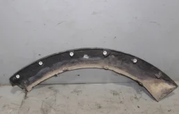 Молдинг крыла передний левый для Land Rover Discovery 2013 года на фотографиях