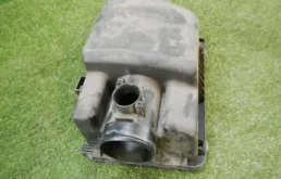 Корпус воздушного фильтра для Mazda CX 5 на фотографиях