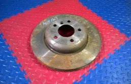 Диски тормозные передние (комплект) для BMW 5er 2010 года на фотографиях