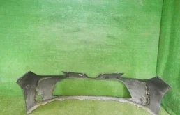 Бампер для Toyota Corolla 2016 года на фотографиях