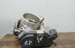 Дроссельная заслонка (55561495) для Opel Insignia Седан A 2008-2017