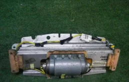 Подушка безопасности пассажира для BMW X5 на фотографиях