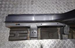 Порог правый для Hyundai Solaris 2014 года на фотографиях