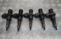 Форсунка топливная (070130073N) для Volkswagen Touareg I (7L) 2002-2010