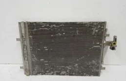 Радиатор кондиционера для Land Rover Freelander на фотографиях