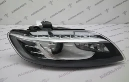 Кронштейн правой фары нижний для Audi Q7 2010 года на фотографиях