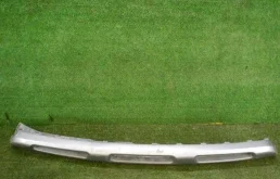 Накладка переднего бампера для Kia Rio X line 2017 года на фотографиях