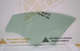 Стекло двери переднее правое для Renault Logan 2012 года на фотографиях