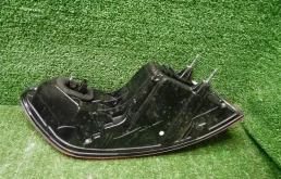 Фонарь правый для BMW X4 на фотографиях