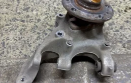 Кулак задний левый  с ступицей 5QF505435F для Volkswagen Tiguan II MK2 2016+