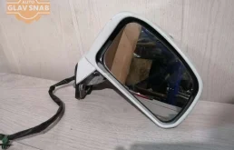 Стекла и зеркала для Nissan Tiida на фотографиях