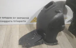 Подкрылок передний правый для Skoda Rapid на фотографиях