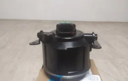 Усилитель переднего бампера для Mitsubishi Pajero Sport 2008 года на фотографиях