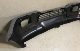 Бампер передний для Mitsubishi Pajero Sport на фотографиях