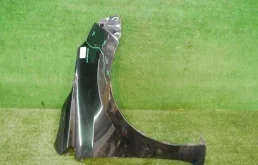 Крылья для Toyota Corolla 2014 года на фотографиях