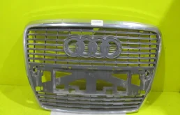 Бампер для Audi A6 2002 года на фотографиях