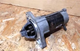 Стартер для Toyota Corolla на фотографиях