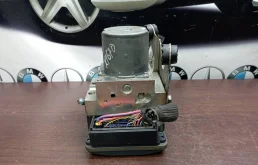 Блок ABS для BMW 5er 2012 года на фотографиях