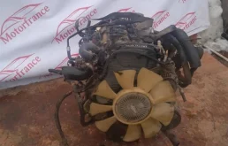 Двигатель без навесного для Ford Ranger 2010 года на фотографиях