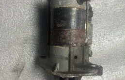 Стартер для Toyota Corolla 2003 года на фотографиях