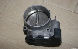 Дроссельная заслонка (077133062A) для Volkswagen Touareg I (7L) 2002-2010