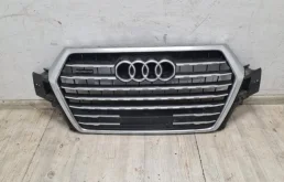 Решетка радиатора для Audi Q7 4M 2015+