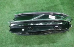 Фары для Volkswagen Touareg 2023 года на фотографиях