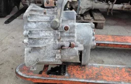 МКПП для Mercedes-Benz Vito 1998 года на фотографиях