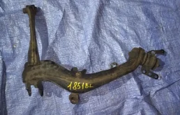 Рычаг задний левый нижний для Toyota Avensis 2003 года на фотографиях