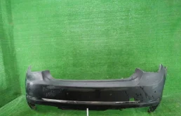 Бампер задний для BMW 7er 2012 года на фотографиях