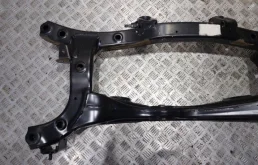 Задняя балка для Hyundai Creta на фотографиях