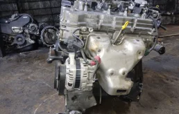 Двигатель для Nissan Primera 1999 года на фотографиях