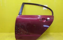Дверь задняя левая для Honda Civic на фотографиях