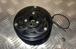 Муфта компрессора кондиционера для Volvo C30 на фотографиях