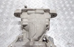 Редуктор переднего моста для Kia Sorento 2005 года на фотографиях