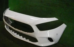 Бампер передний для Mercedes-Benz A class на фотографиях