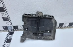 Поддон аккумулятора для Hyundai Solaris 2020 года на фотографиях