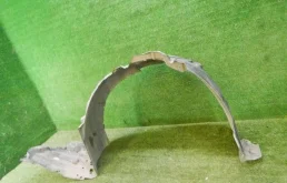 Подкрылок передний правый для Toyota Corolla 2019 года на фотографиях