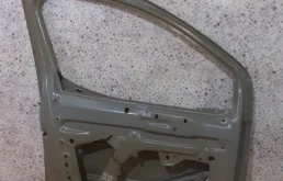 Дверь передняя левая для Citroen Berlingo 2014 года на фотографиях