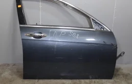 Двери для Honda Accord 2006 года на фотографиях