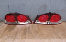 Фонарь левый для Honda Civic 2010 года на фотографиях