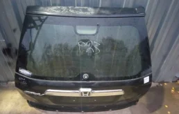 Крышка багажника для Honda CR-V 2014 года на фотографиях