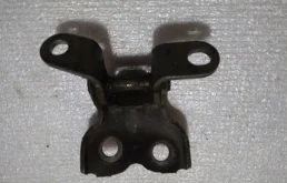 Петля двери передней левой верхняя для Toyota Corolla на фотографиях