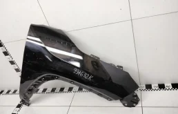 Крыло правое для Toyota RAV4 2024 года на фотографиях