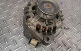 Генератор для Nissan Primera 1996 года на фотографиях