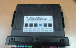 Блок комфорта (13586586) для Chevrolet Cruze 1 J300 2009-2015